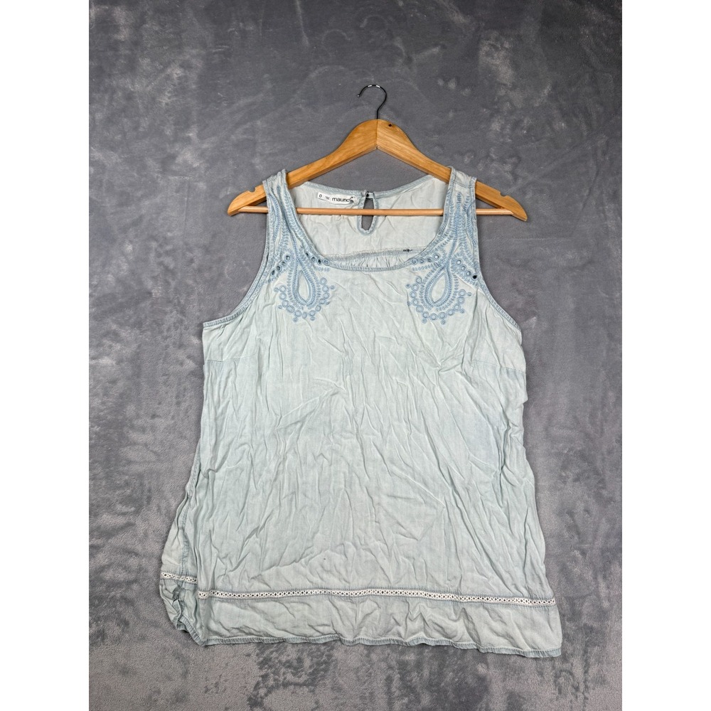 Maurices Tank Top Womens 0 Light Blue Lace Trim Embroidered Paisley Motifs Neck
